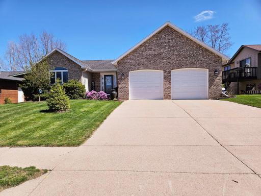 1453 Hillside Drive, Red Wing, MN 55066