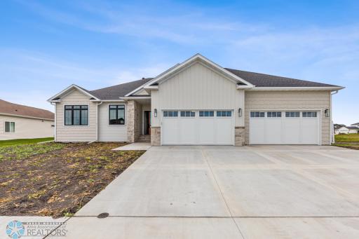 1081 Hickory Lane, West Fargo, ND 58078