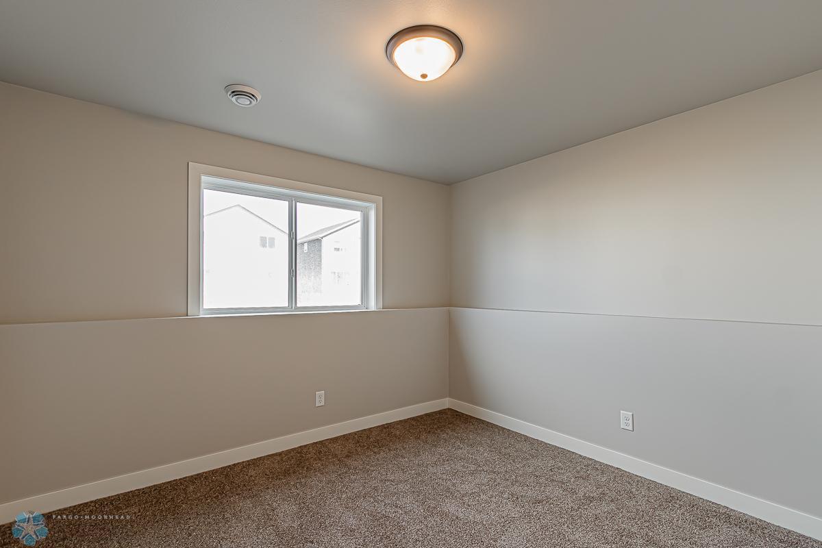 1116 Jill Dr W, West Fargo, ND 58078-20.jpg