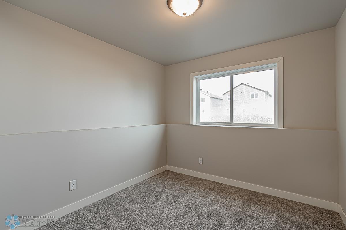 1104 Jill Dr W, West Fargo, ND 58078-24.jpg