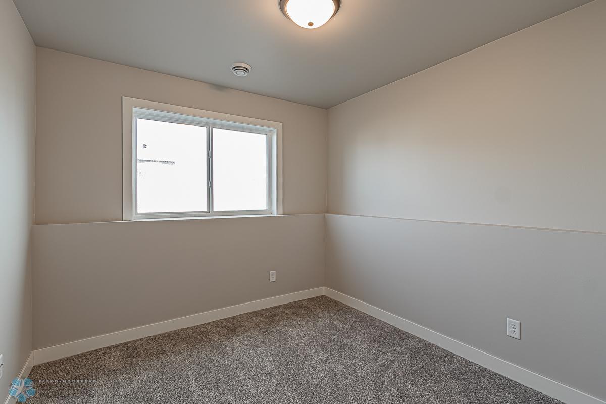 1104 Jill Dr W, West Fargo, ND 58078-22.jpg