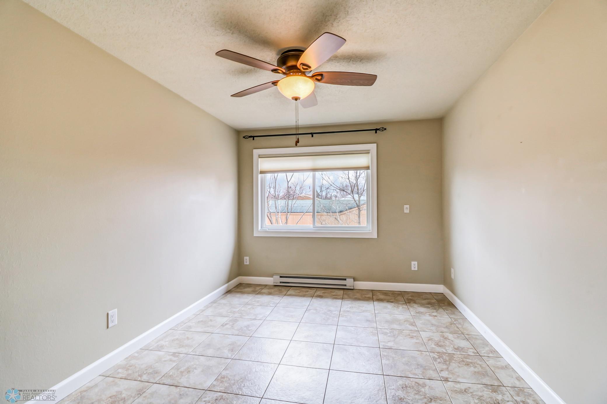 Bedroom1_0.jpg