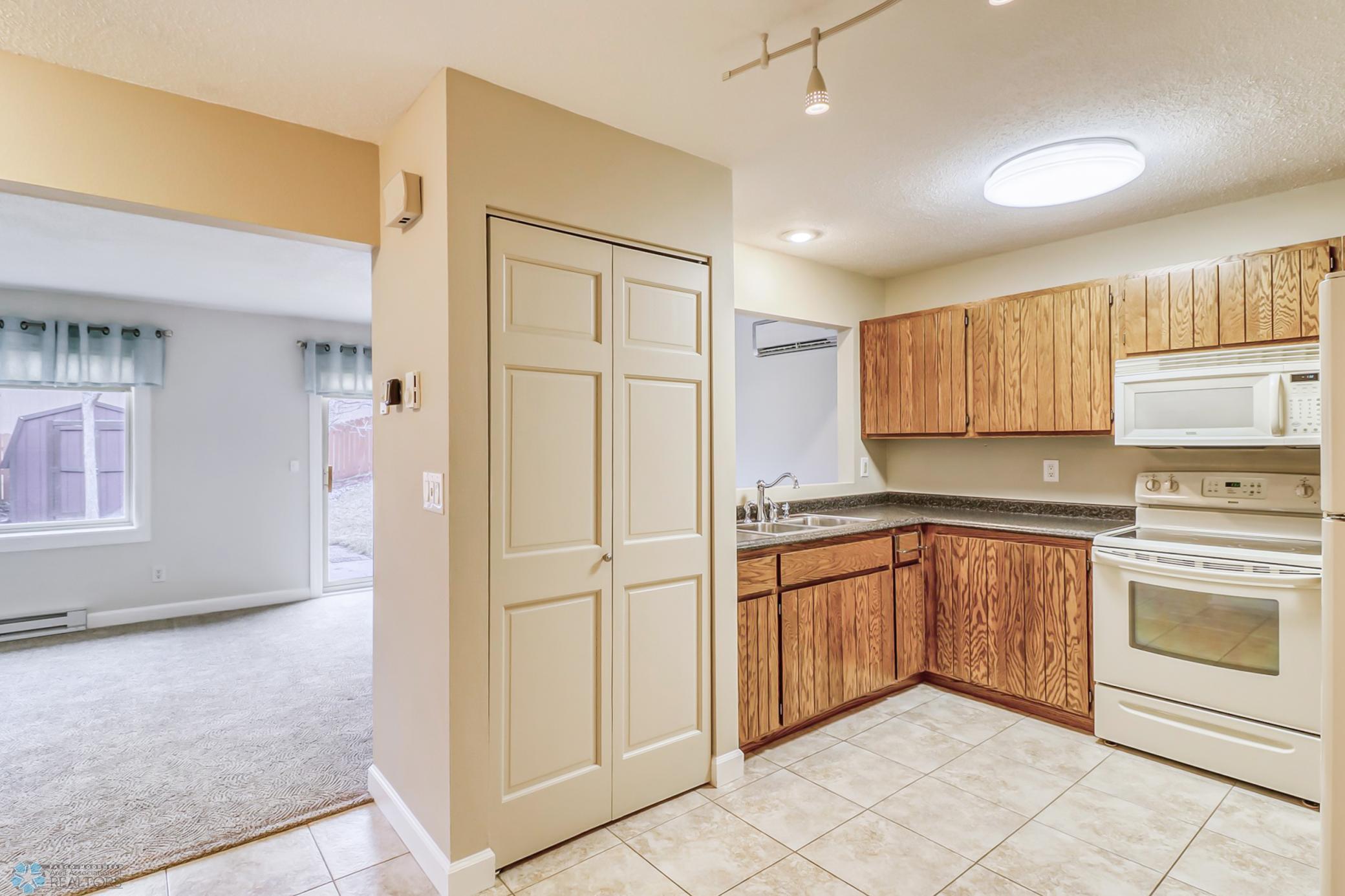 Kitchen to Liv Room view 1_3.jpg
