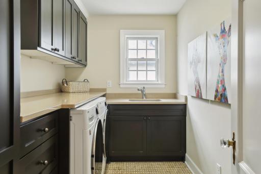 3935 Zenith Avenue S, Minneapolis, MN 55410