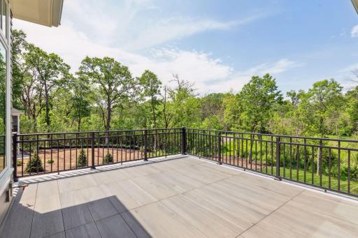 5 Pondview Trail, North Oaks, MN 55127