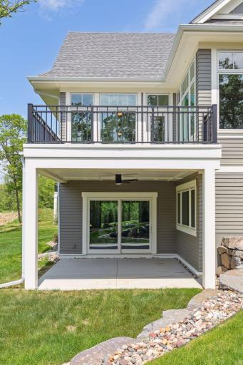 5 Pondview Trail, North Oaks, MN 55127