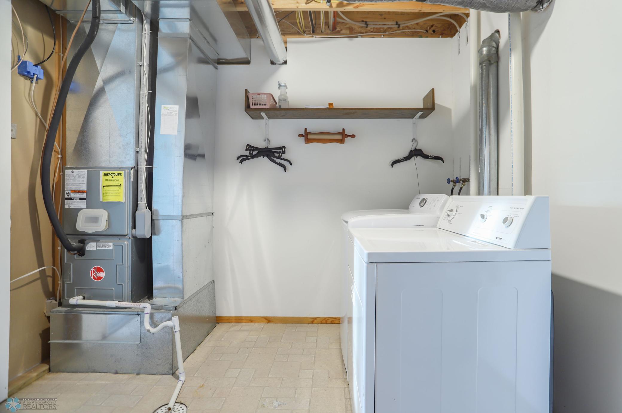 Lower level laundry