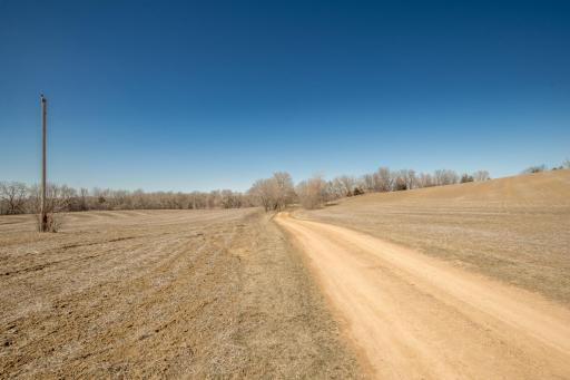 4550 Six Mile Creek Road, Minnetrista, MN 55375