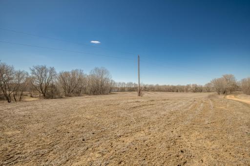 4550 Six Mile Creek Road, Minnetrista, MN 55375