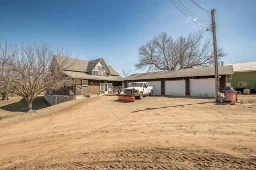 4550 Six Mile Creek Road, Minnetrista, MN 55375