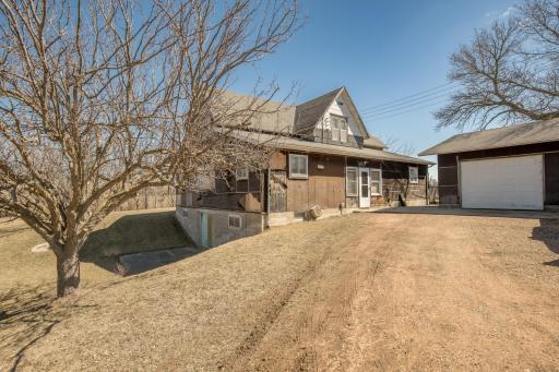 4550 Six Mile Creek Road, Minnetrista, MN 55375