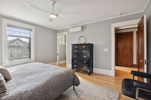 2600 Irving Avenue S, Minneapolis, MN 55408