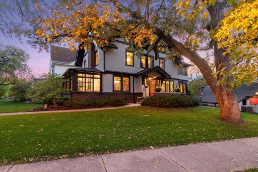2600 Irving Avenue S, Minneapolis, MN 55408