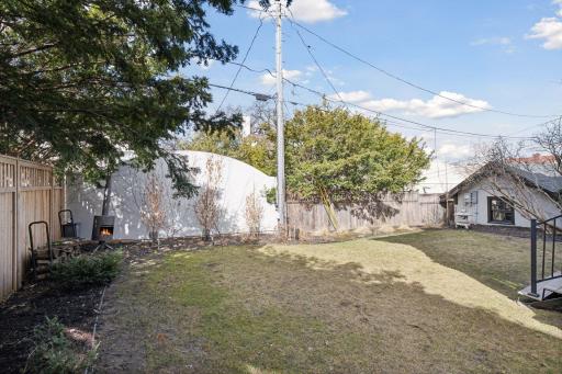 2600 Irving Avenue S, Minneapolis, MN 55408