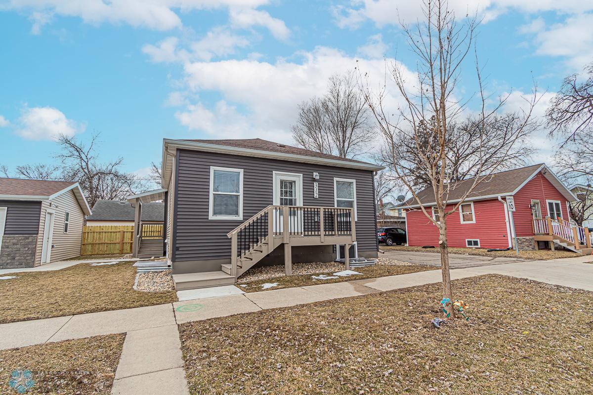 312 10th Ave N, Fargo, ND 58102-28.jpg