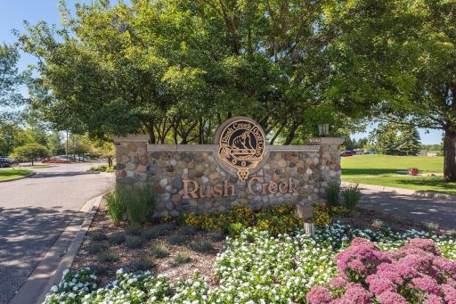 This home is located within walking distance to Rush Creek, a nationally acclaimed championship golf course