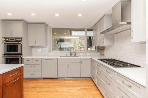 5484 Weatherhill Road SW, Rochester, MN 55902