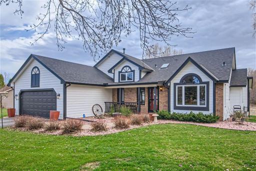Welcome home to 6456 Fawn Lane in Lino Lakes! Great curb-appeal! Located in a cul-de-sac with easy access to miles of trails for those who enjoy getting outside!