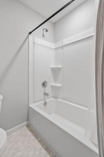 Tub/Shower/Toilet in separate water closet