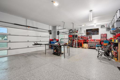 Epoxied, Finished, Headed, with privacy windows