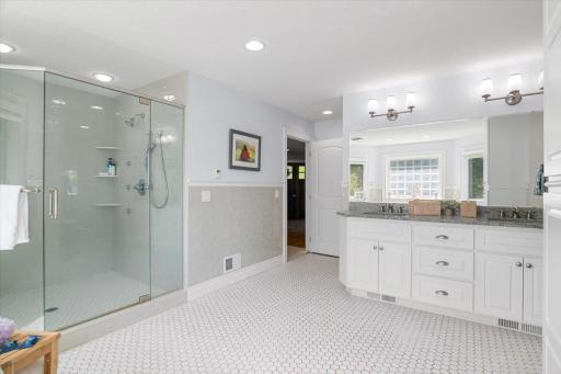 8346 Irvine Avenue NW, Annandale, MN 55302