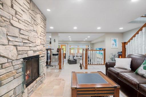 8346 Irvine Avenue NW, Annandale, MN 55302