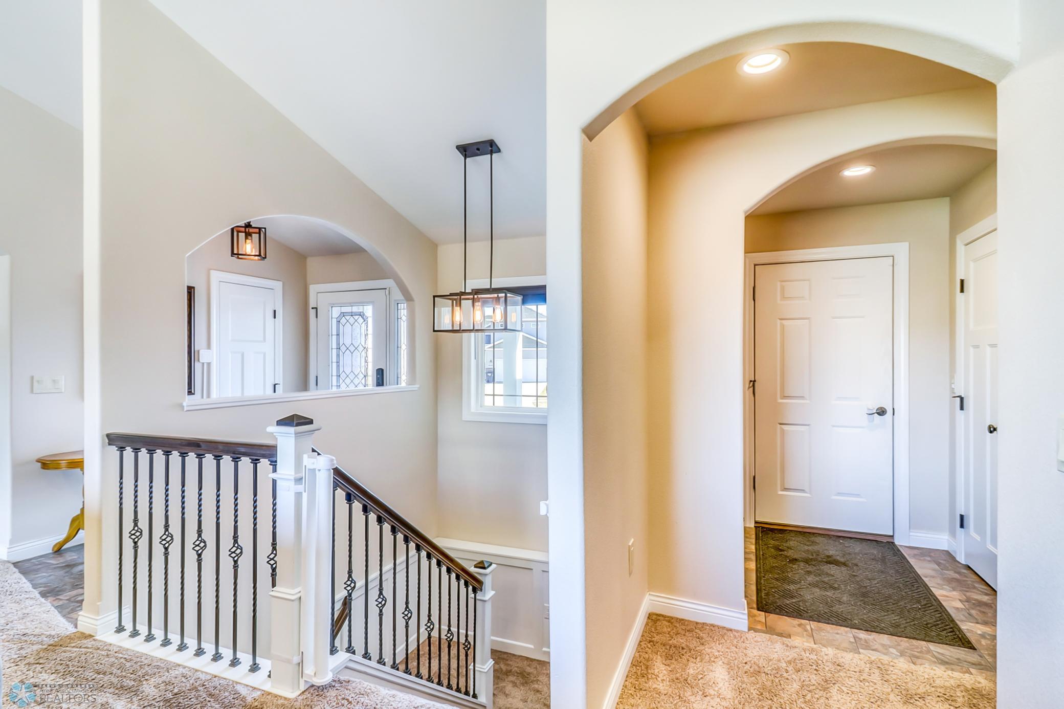 10Mudroom1_2.jpg