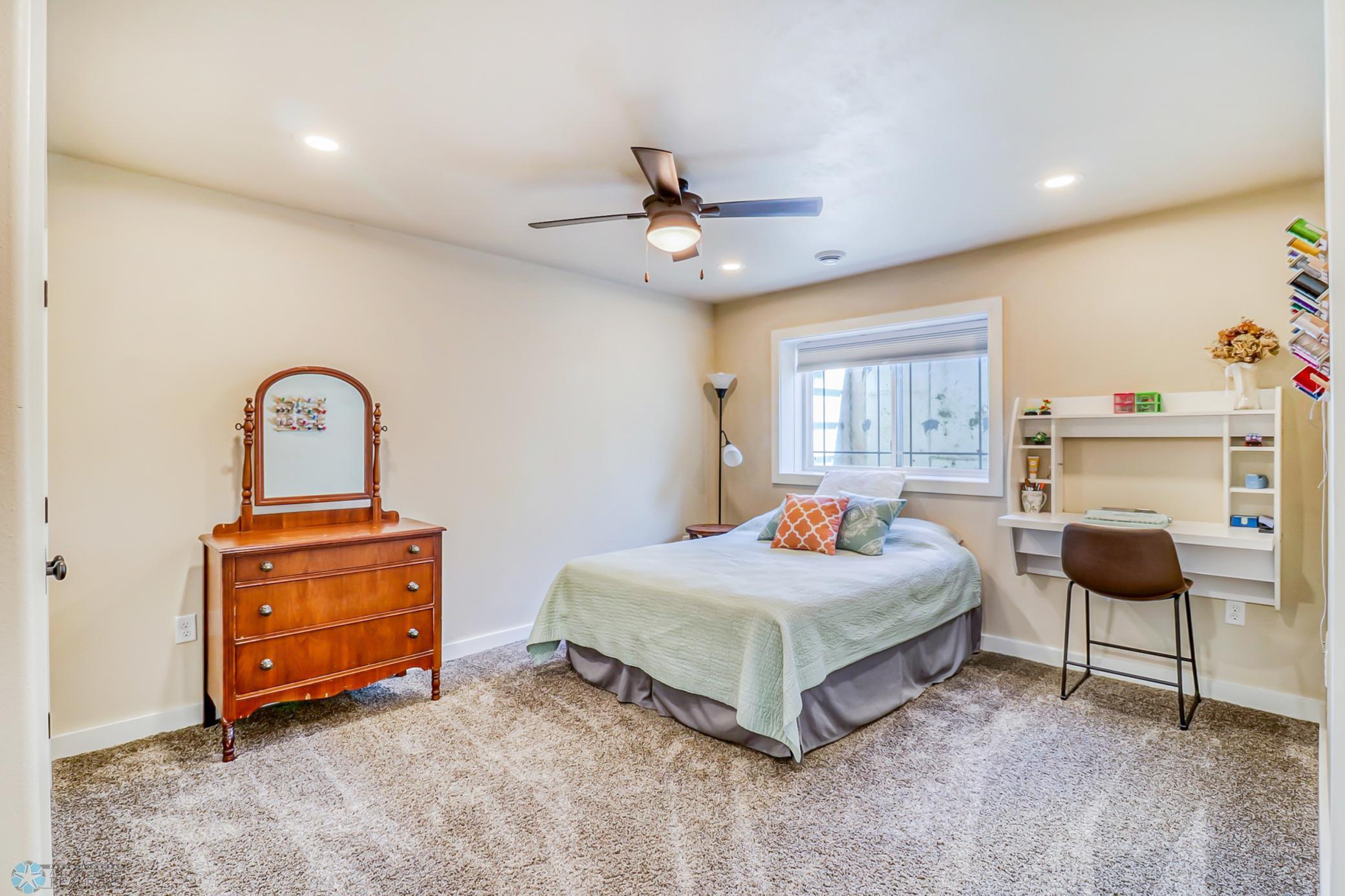 16Basement Bedroom1_0.jpg