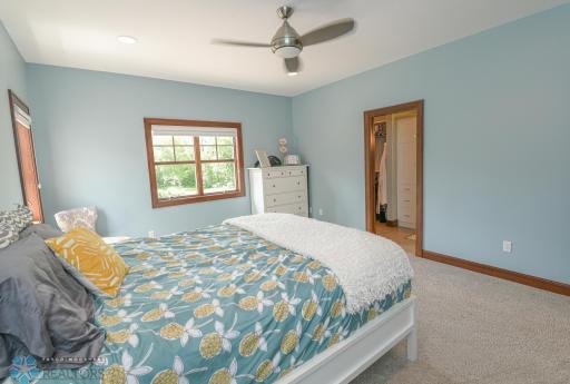 3334 S 69th Street, Grand Forks, ND 58203