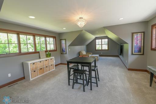 3334 S 69th Street, Grand Forks, ND 58203