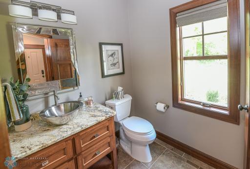 3334 S 69th Street, Grand Forks, ND 58203