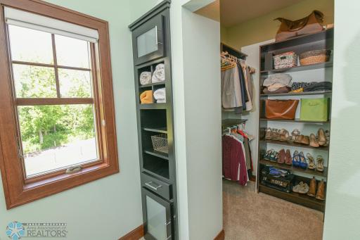 3334 S 69th Street, Grand Forks, ND 58203