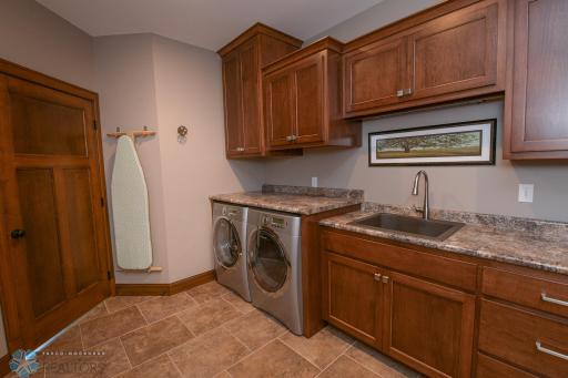 3334 S 69th Street, Grand Forks, ND 58203