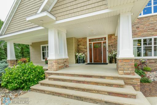 3334 S 69th Street, Grand Forks, ND 58203