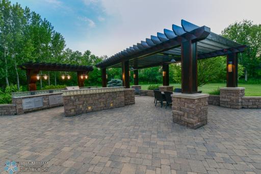 3334 S 69th Street, Grand Forks, ND 58203