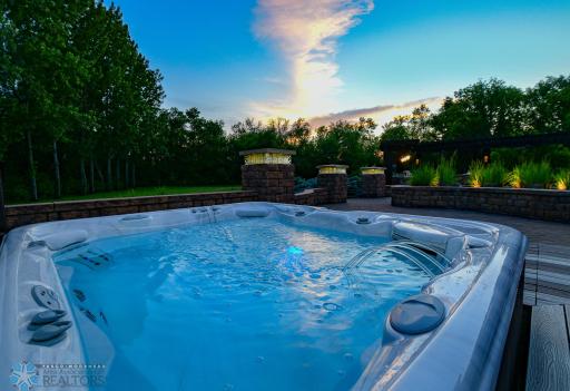 3334 S 69th Street, Grand Forks, ND 58203