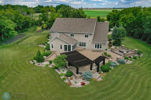 3334 S 69th Street, Grand Forks, ND 58203