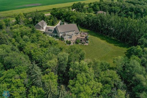 3334 S 69th Street, Grand Forks, ND 58203