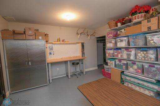 3334 S 69th Street, Grand Forks, ND 58203