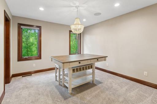 24_6860CenturyLane_154_3rdBedroom_Small.jpg