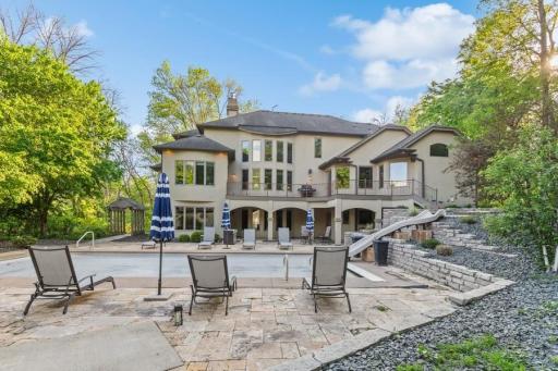 29_6860CenturyLane_59001_RearView_Small.jpg