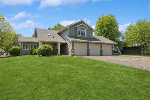 Beautiful Apple Valley home situated on a prime lot in a desirable neighborhood. New siding and stonework in 2017. Conveniently located just a short walk from the MN Zoo and has easy access to Cedar Avenue for quick commutes and drive to airport.