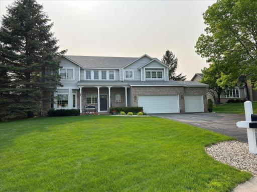 8032 Lismore Circle, Eden Prairie, MN 55347