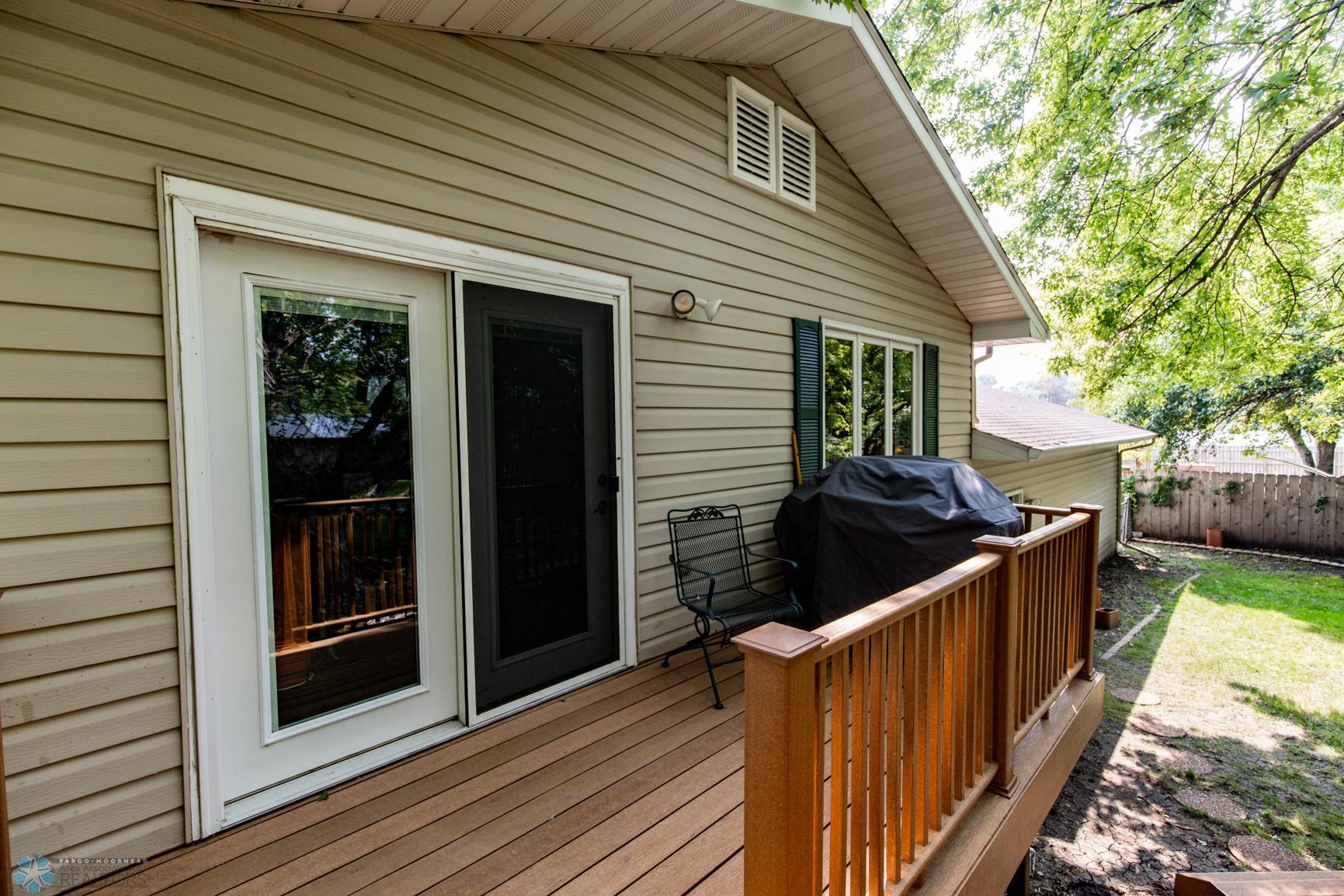 NEW Maintenance-free Deck