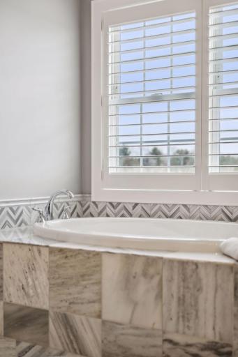 7624 Glen Alcove, Woodbury, MN 55129
