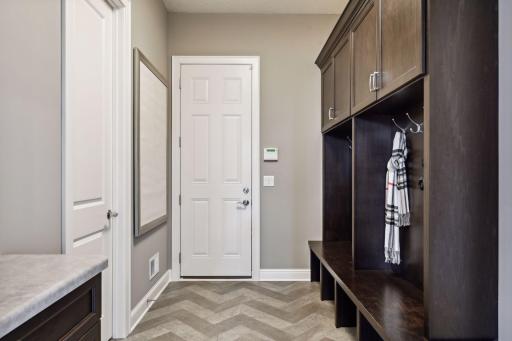7624 Glen Alcove, Woodbury, MN 55129