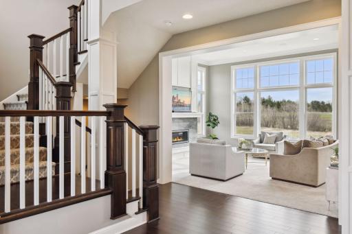 7624 Glen Alcove, Woodbury, MN 55129