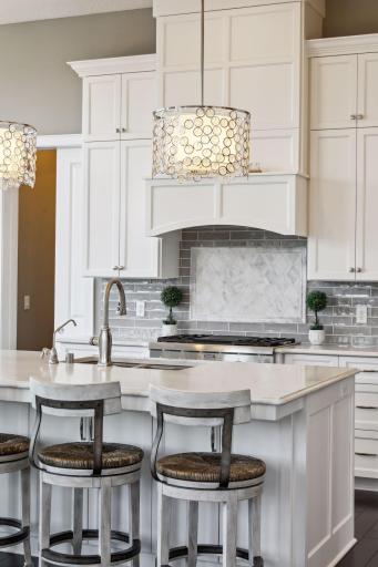 7624 Glen Alcove, Woodbury, MN 55129