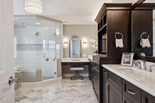 7624 Glen Alcove, Woodbury, MN 55129