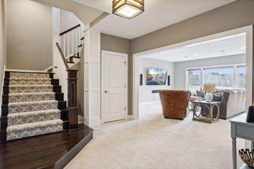 7624 Glen Alcove, Woodbury, MN 55129